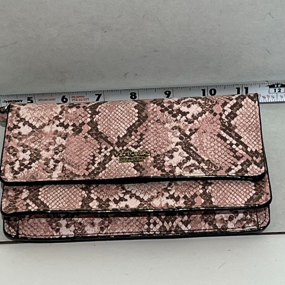 Victoria's Secret Women's Multicolor‎ Exotic Python Tech Wristlet Wallet